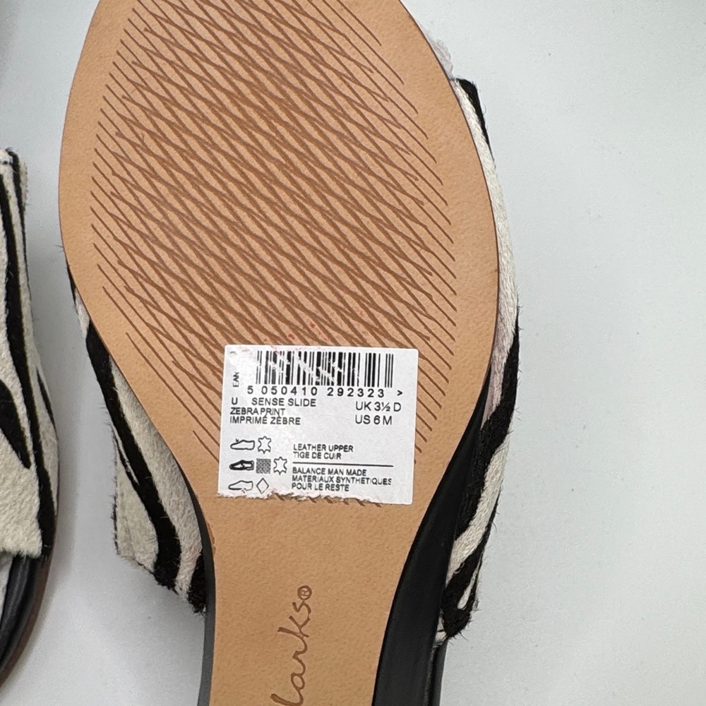 CLARKS CUSHION PLUS NWT SZ 6M  Zebra Print Leather upper  Women's Mules - Picture 3 of 8